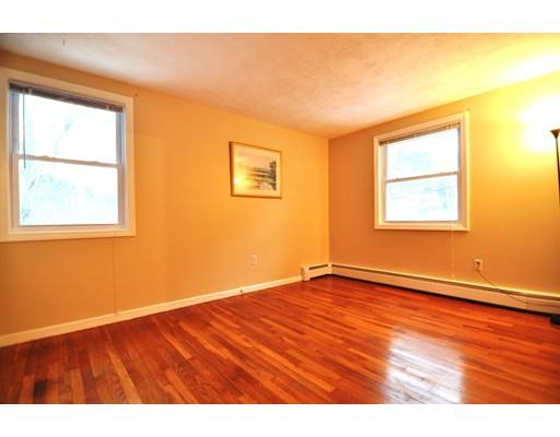 3 Carriage Dr, Acton, MA 01720 photo 9