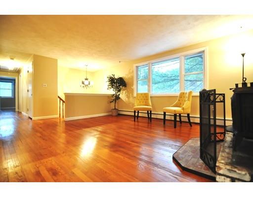 3 Carriage Dr, Acton, MA 01720 photo 3