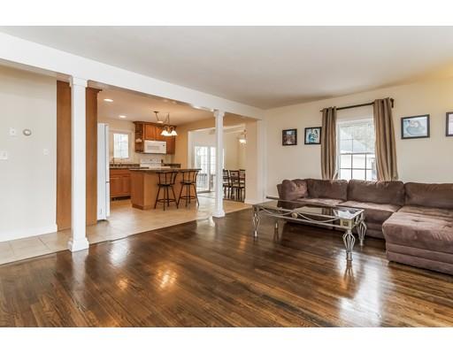 129 Lowell Rd, Windham, NH 03087 photo 4