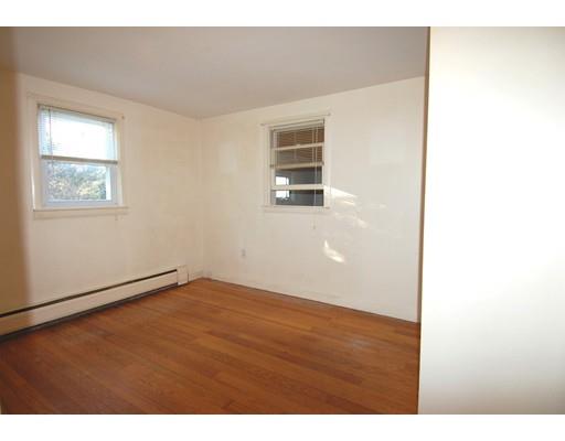 12 Crescent Dr, Fairhaven, MA 02719 photo 8