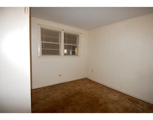 12 Crescent Dr, Fairhaven, MA 02719 photo 6