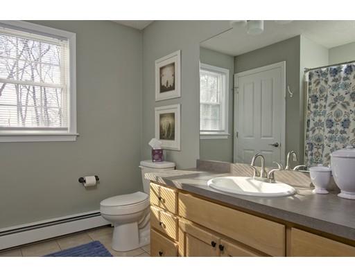 94 Warren St, Upton, MA 01568 photo 18