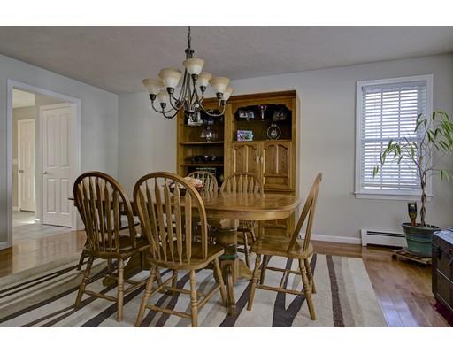 94 Warren St, Upton, MA 01568 photo 5