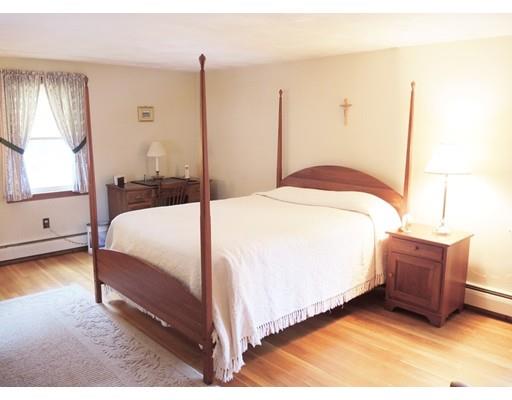 21 Lawton Rd, Needham, MA 02492 photo 16