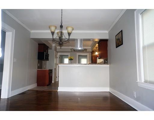 38 Fenwick St, Springfield, MA 01109 photo 17