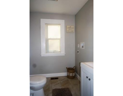 38 Fenwick St, Springfield, MA 01109 photo 18
