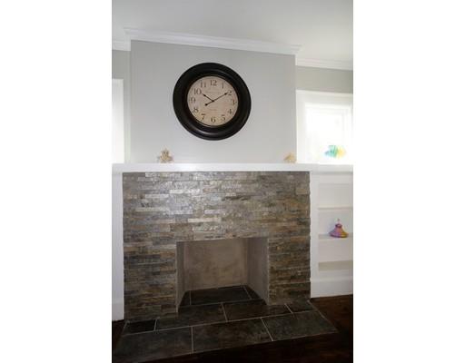 38 Fenwick St, Springfield, MA 01109 photo 9