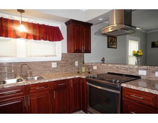 38 Fenwick St, Springfield, MA 01109 photo 12