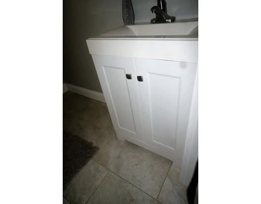 38 Fenwick St, Springfield, MA 01109 photo 20