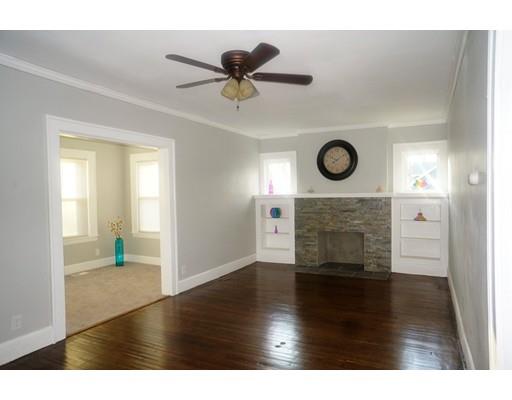 38 Fenwick St, Springfield, MA 01109 photo 7