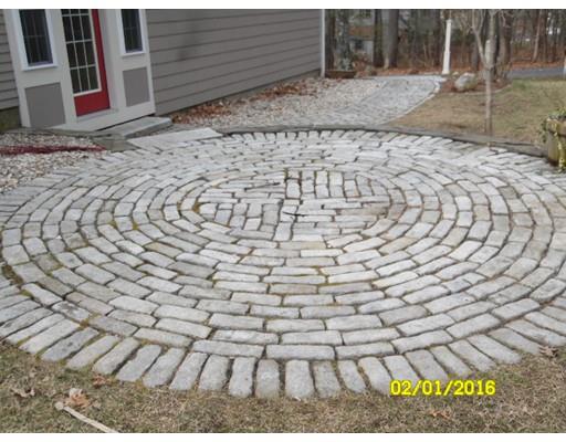 282 Central St, Georgetown, MA 01833 photo 3