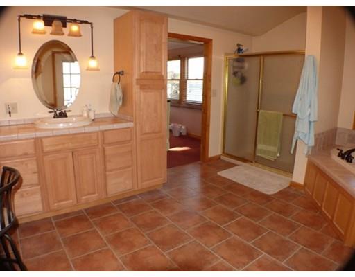 24 Sandra Rd, Easthampton, MA 01027 photo 15