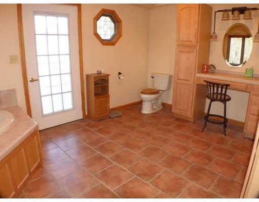 24 Sandra Rd, Easthampton, MA 01027 photo 17