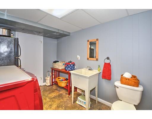 4 Glenbrook Ln, Worcester, MA 01609 photo 21