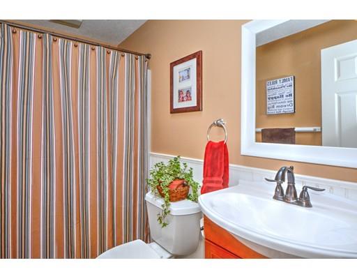 4 Glenbrook Ln, Worcester, MA 01609 photo 16