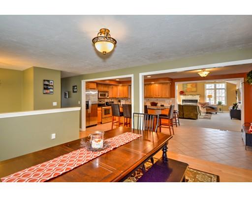 4 Glenbrook Ln, Worcester, MA 01609 photo 6