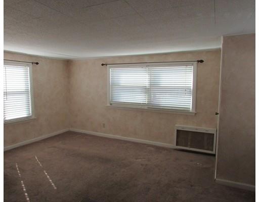 7 Trahan Ave, Worcester, MA 01604 photo 5
