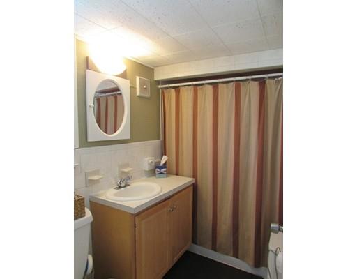 7 Trahan Ave, Worcester, MA 01604 photo 9