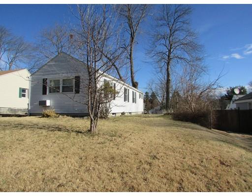 7 Trahan Ave, Worcester, MA 01604 photo 2