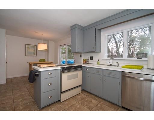 29 Cushing Rd, Milton, MA 02186 photo 5