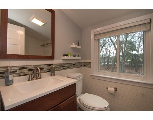 29 Cushing Rd, Milton, MA 02186 photo 17