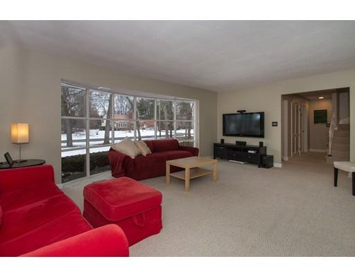 29 Cushing Rd, Milton, MA 02186 photo 3