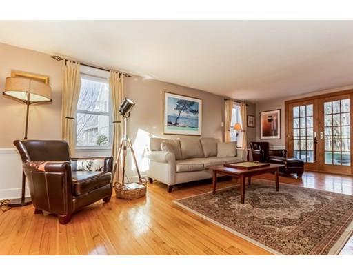 141 Tedesco St, Marblehead, MA 01945 photo 3
