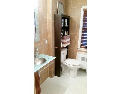 237 Draper St, Springfield, MA 01108 photo 11