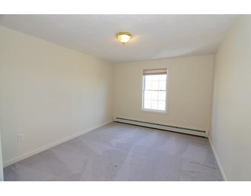 41 Locust Ave, Worcester, MA 01604 photo 6