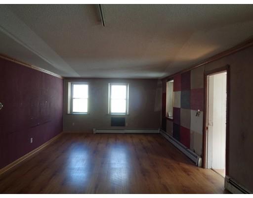 411 High St, Webster, MA 01570 photo 3