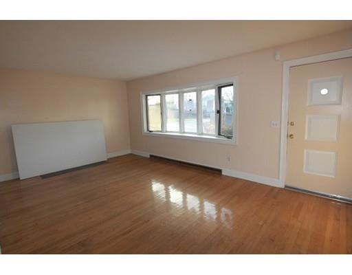 5 Oakhurst St, Springfield, MA 01104 photo 6