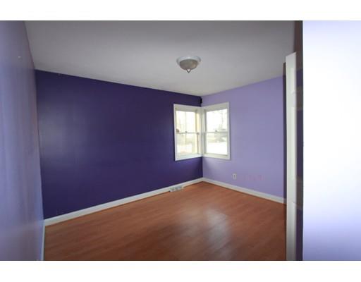 5 Oakhurst St, Springfield, MA 01104 photo 9