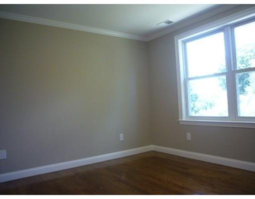 11 Cavanaugh Rd, Framingham, MA 01701 photo 8