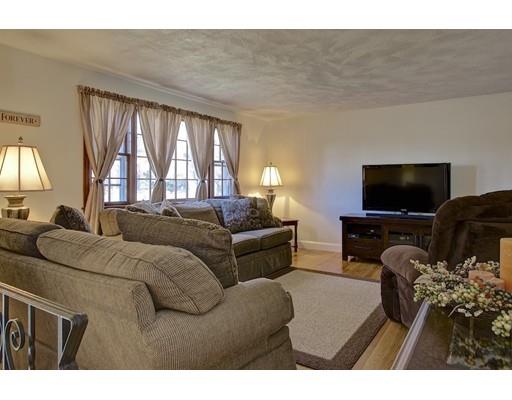 246 Farm St, Millis, MA 02054 photo 4