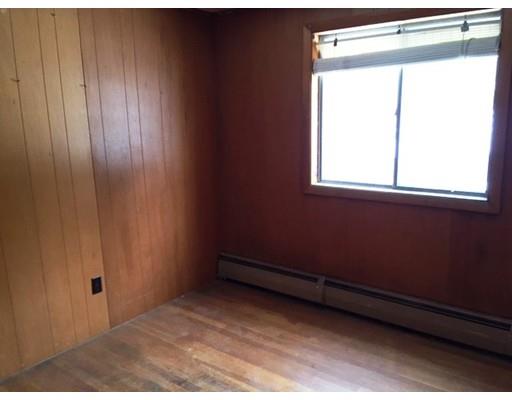 42 Dillon St, Worcester, MA 01604 photo 5