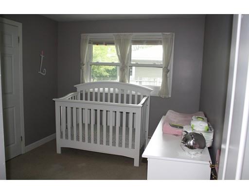 7 Bellamy Rd, Springfield, MA 01119 photo 12