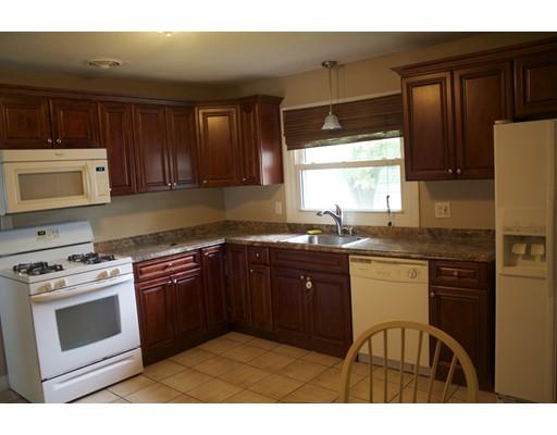 7 Bellamy Rd, Springfield, MA 01119 photo 9