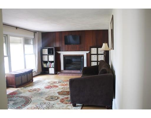 7 Bellamy Rd, Springfield, MA 01119 photo 5