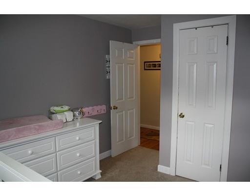 7 Bellamy Rd, Springfield, MA 01119 photo 11