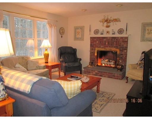 24 Walden Dr, Walpole, MA 02081 photo 9