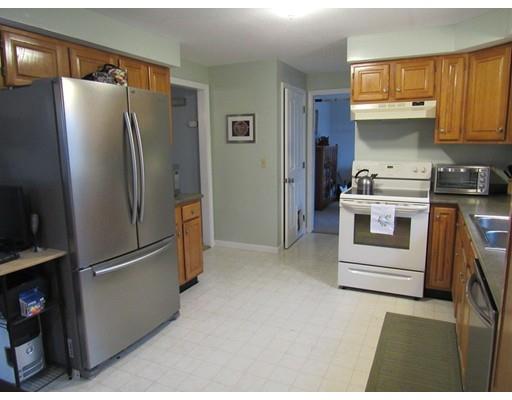 3 Maxine Cir, Easthampton, MA 01027 photo 6