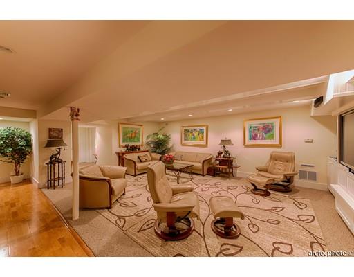4 Teal Cir, Mashpee, MA 02649 photo 11