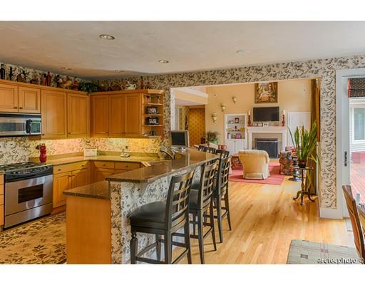 4 Teal Cir, Mashpee, MA 02649 photo 5
