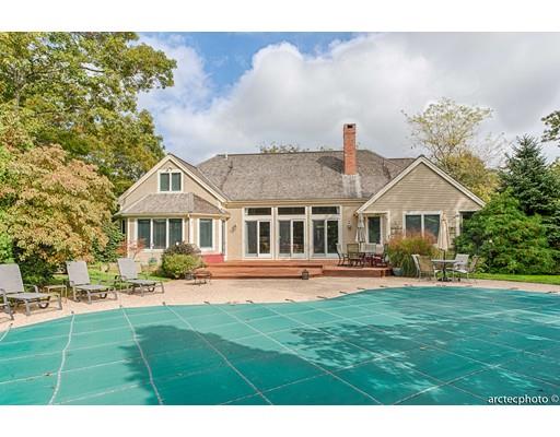 4 Teal Cir, Mashpee, MA 02649 photo 2