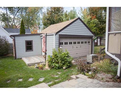 40 Harkness Ave, Springfield, MA 01118 photo 3