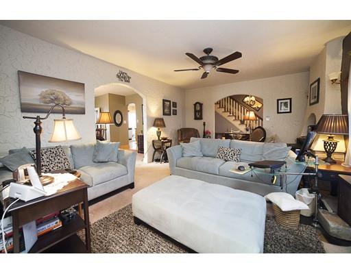 40 Harkness Ave, Springfield, MA 01118 photo 6