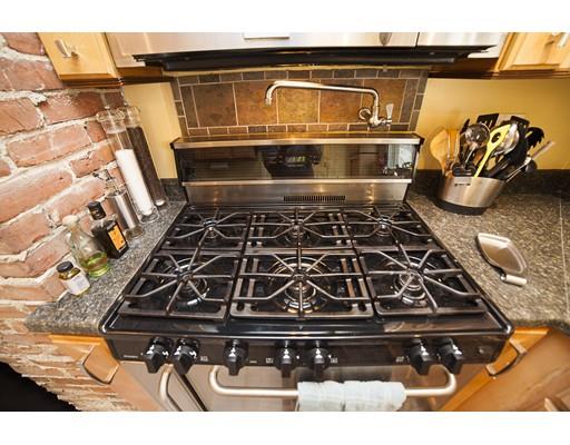 40 Harkness Ave, Springfield, MA 01118 photo 11