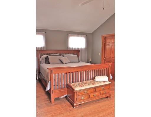 82 E Silver St, Westfield, MA 01085 photo 23
