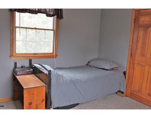 82 E Silver St, Westfield, MA 01085 photo 22