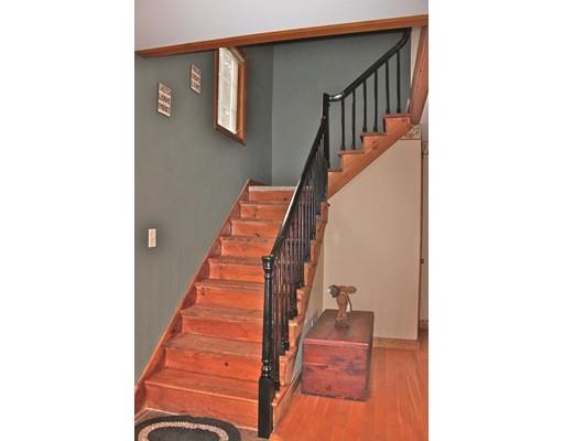 82 E Silver St, Westfield, MA 01085 photo 18